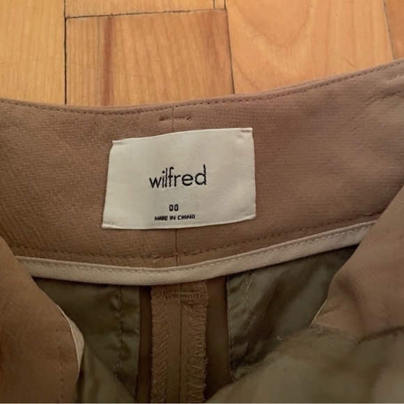 Aritzia Tie Front Pants - Picture 6 of 7